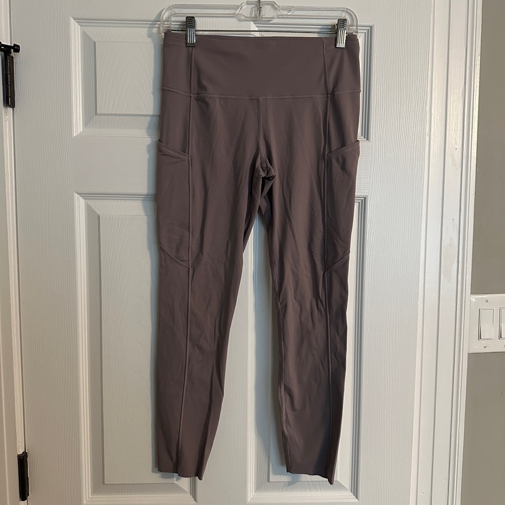EUC lululemon Fast and Free High-Rise with Pockets Crop 21" Size 8